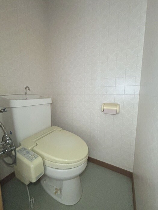 物件内観写真6　(トイレ)