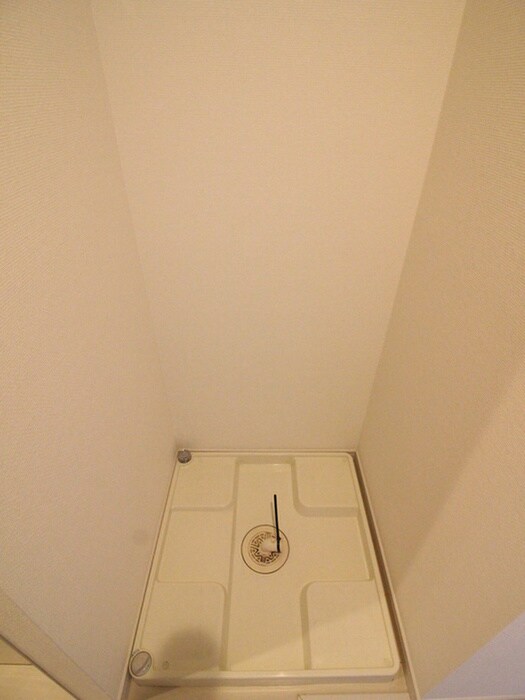 物件内観写真14　(洗濯機置場)