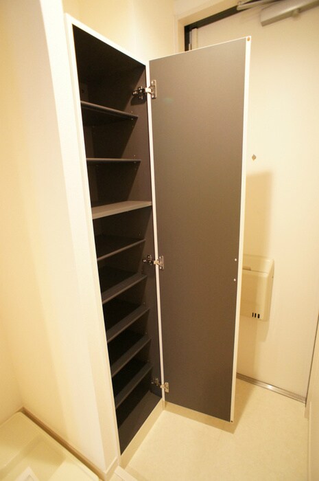 物件内観写真18　(靴箱)