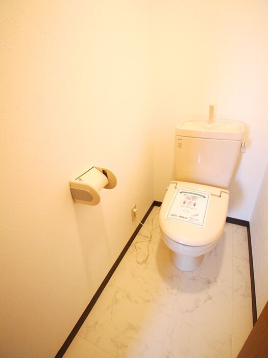 物件内観写真15　(トイレ)