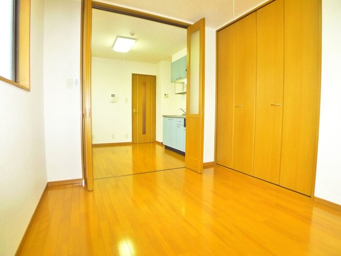 物件内観写真12　(居室)