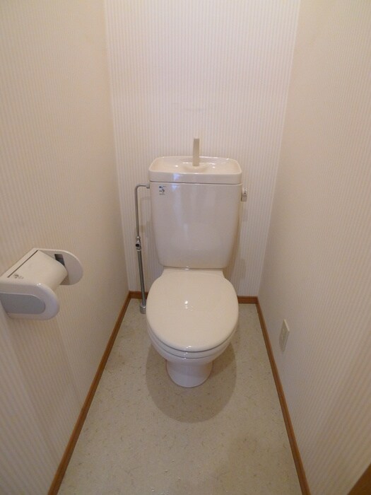 物件内観写真12　(トイレ)