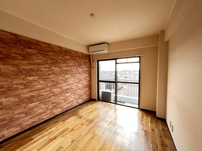 物件内観写真7　(居室)