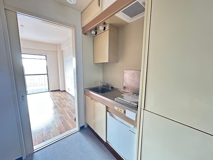 物件内観写真10　(廊下)