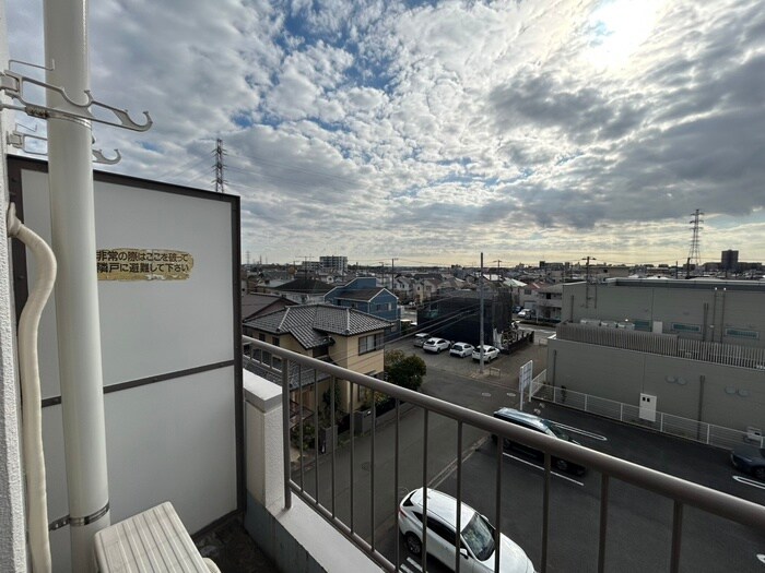 物件内観写真22　(室内からの展望)