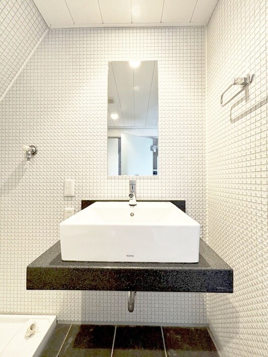 物件内観写真11　(洗面)