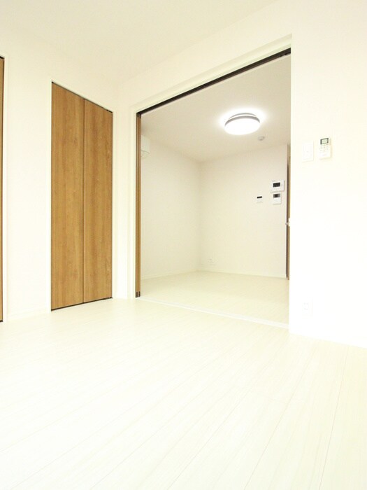 物件内観写真10　(居室)