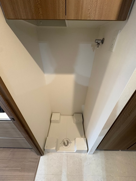 物件内観写真12　(洗濯機置場)