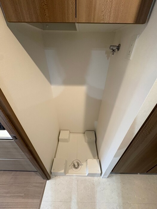 物件内観写真12　(洗濯機置場)