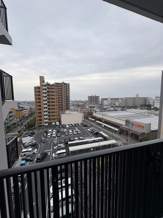 物件内観写真17　(室内からの展望)