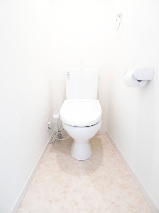 物件内観写真14　(トイレ)