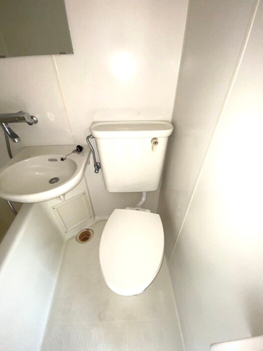 物件内観写真14　(トイレ)