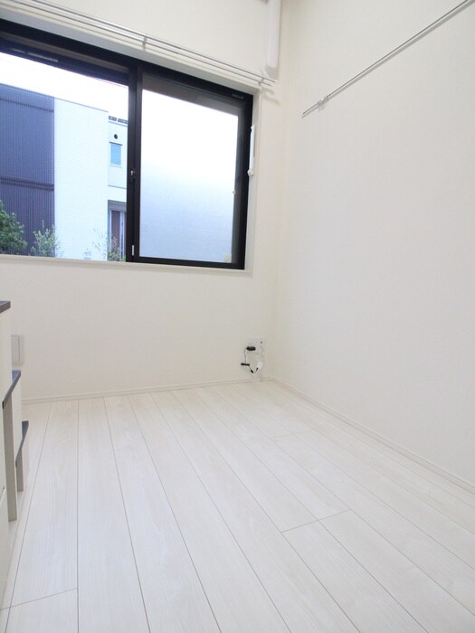 物件内観写真6　(居室)