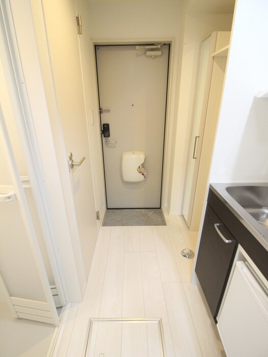 物件内観写真21　(廊下)