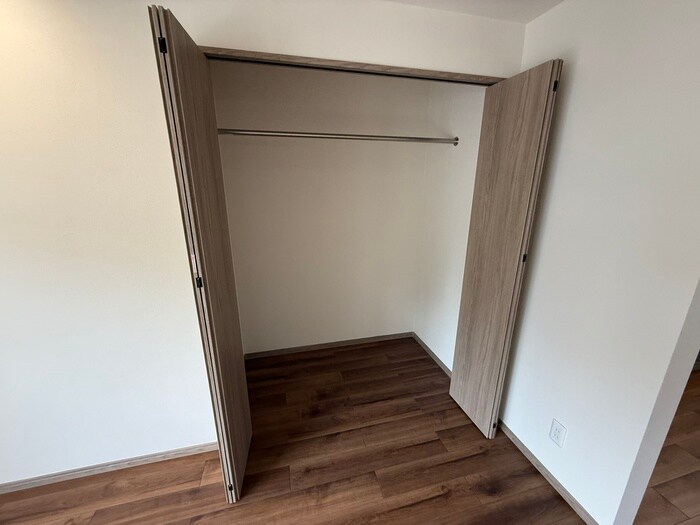 物件内観写真10　(収納)