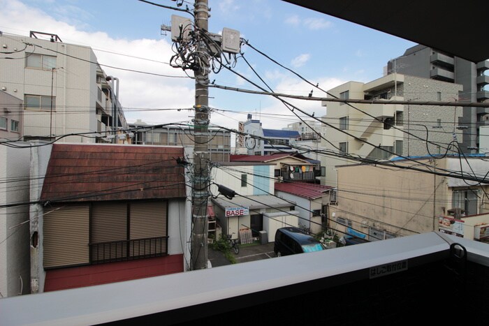 物件内観写真16　(室内からの展望)