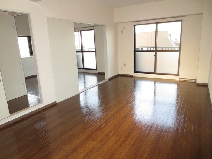 物件内観写真13　(居室)