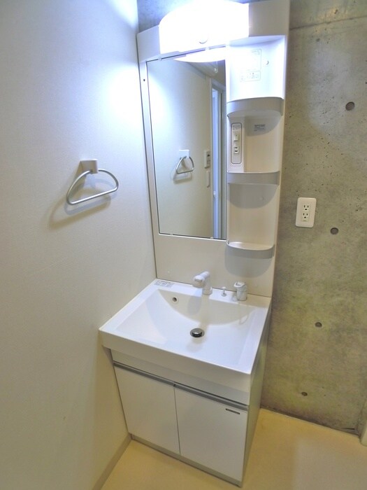 物件内観写真5　(洗面)