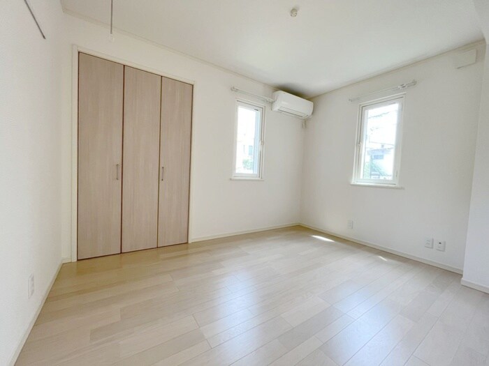 物件内観写真8　(居室)