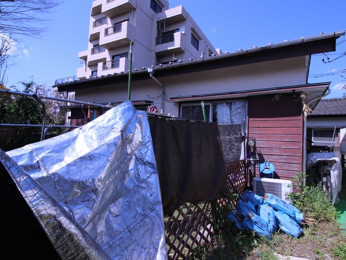 峯岸貸家10の物件外観写真