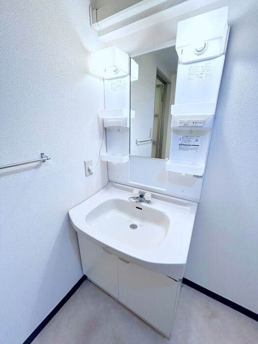 物件内観写真15　(洗面)