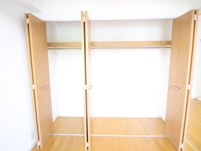 物件内観写真11　(収納)