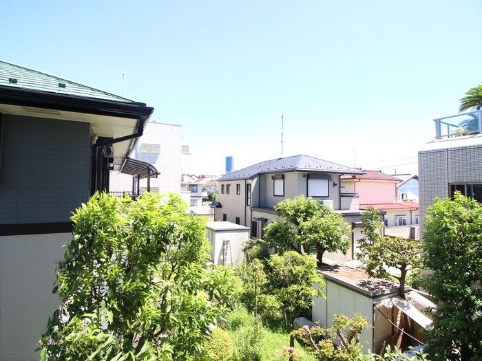 物件内観写真16　(室内からの展望)