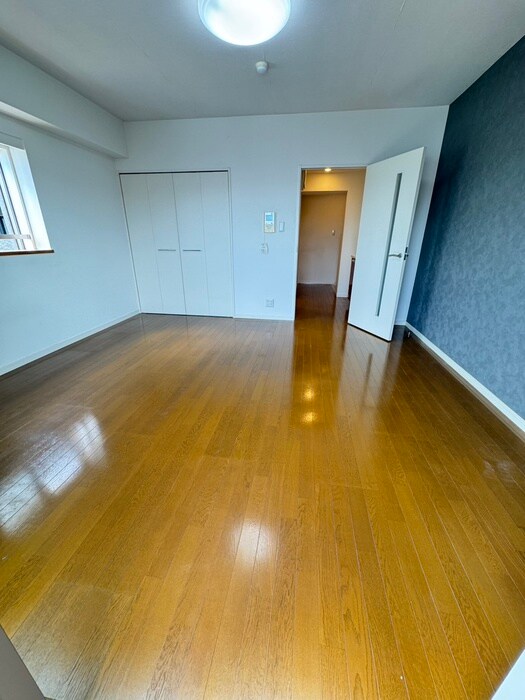 物件内観写真6　(居室)