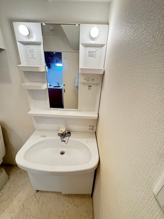 物件内観写真10　(洗面)