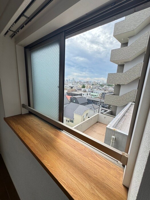 物件内観写真18　(室内からの展望)