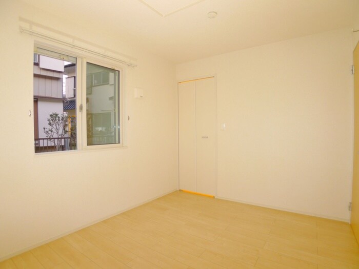 物件内観写真10　(居室)