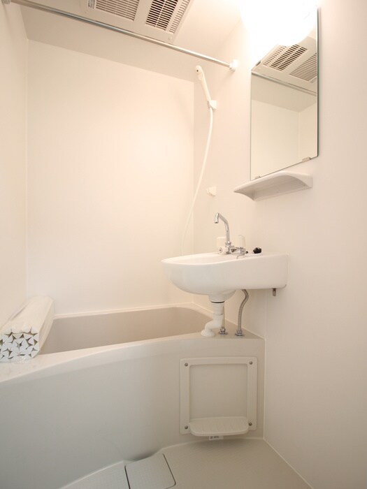 物件内観写真12　(バス／シャワールーム等)