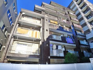 ﾒｿﾞﾝﾃﾞｭｰｸ菖蒲園（301）外観写真