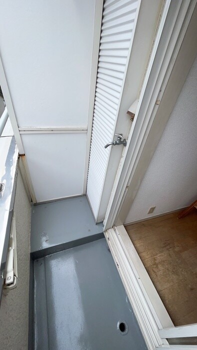 物件内観写真11　(洗濯機置場)