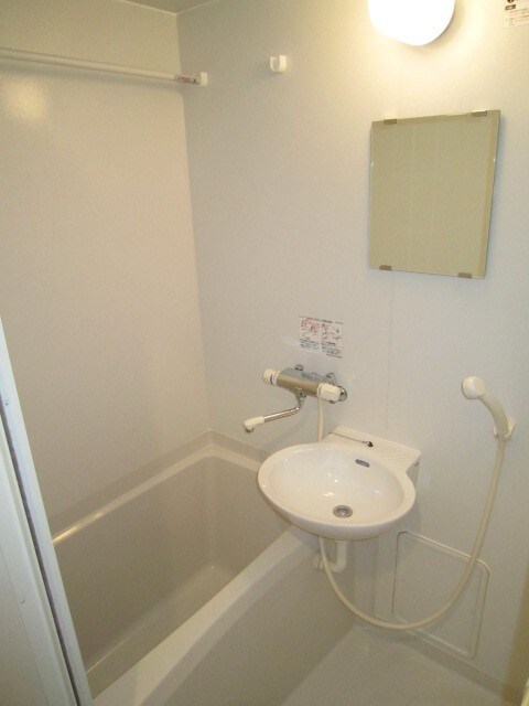 物件内観写真12　(バス／シャワールーム等)