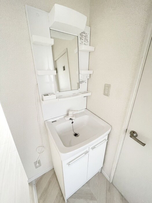 物件内観写真10　(洗面)