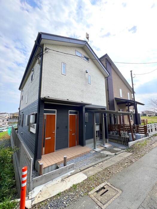 物件外観写真1　(外観写真)