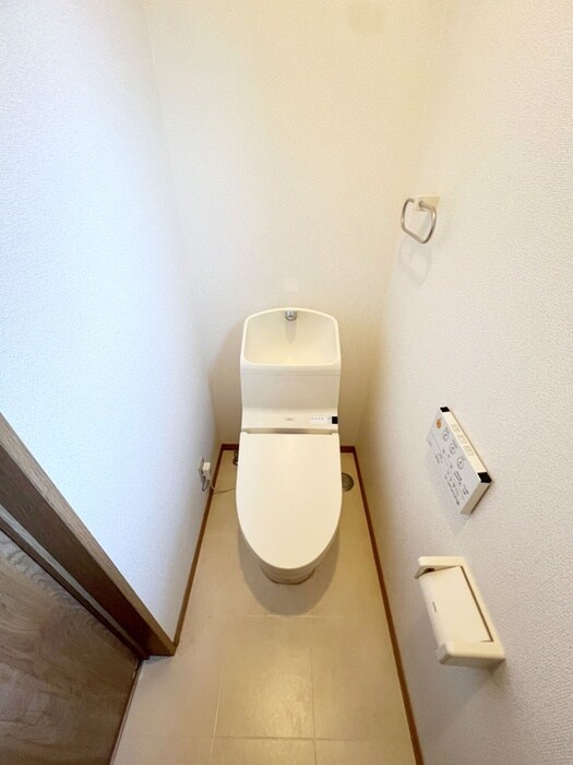 物件内観写真10　(トイレ)