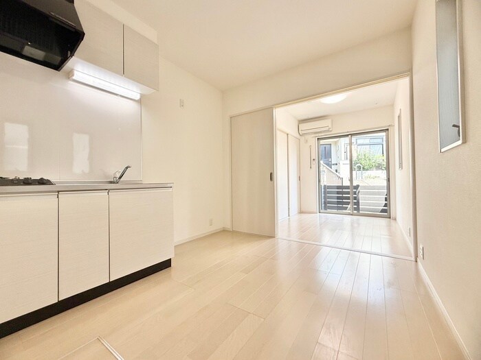 物件内観写真9　(居室)