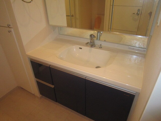 物件内観写真13　(洗面)