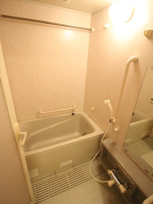 物件内観写真9　(バス／シャワールーム等)