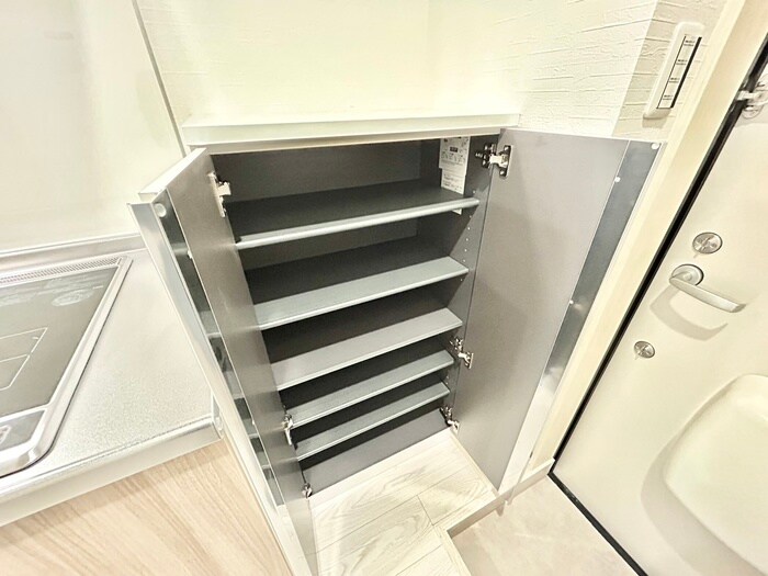 物件内観写真16　(靴箱)