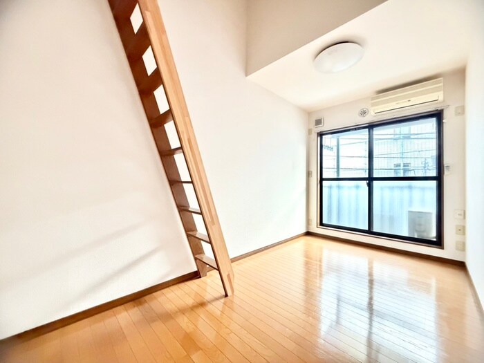 物件内観写真7　(居室)