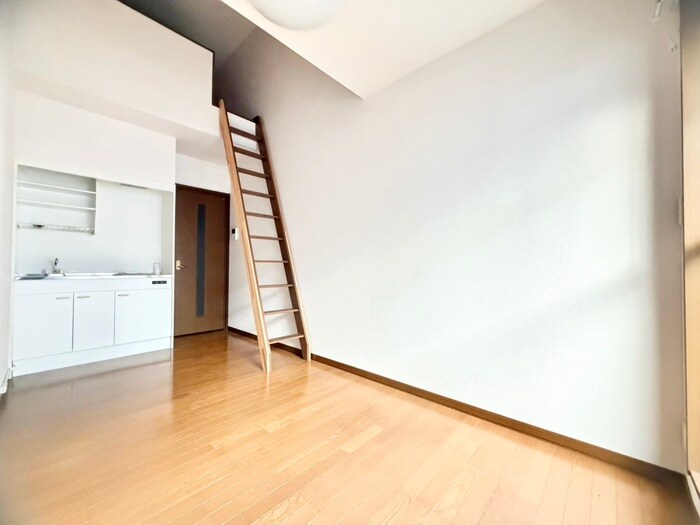 物件内観写真8　(居室)