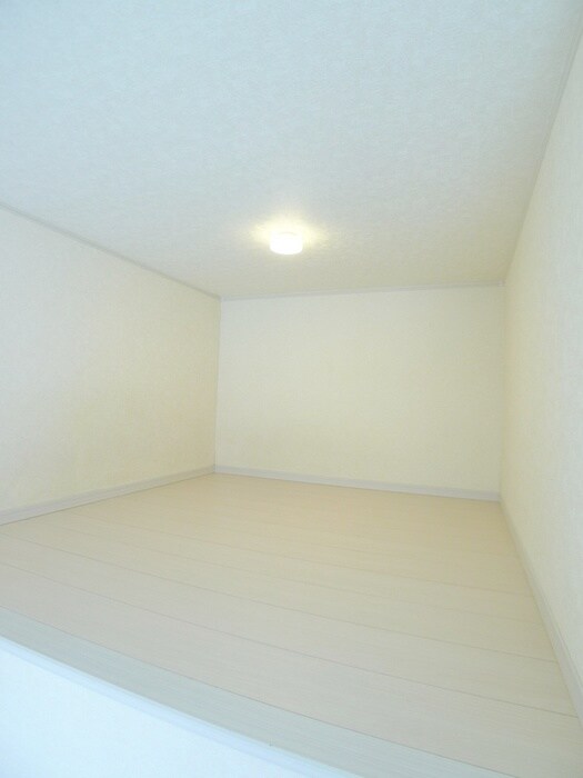 物件内観写真11　(ロフト)