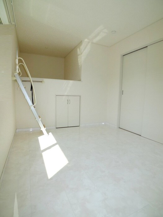 物件内観写真17　(居室)