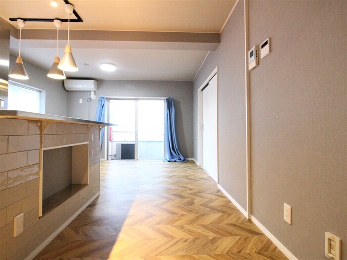 物件内観写真8　(居室)