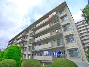 村上団地１街区１８号棟（203）外観写真
