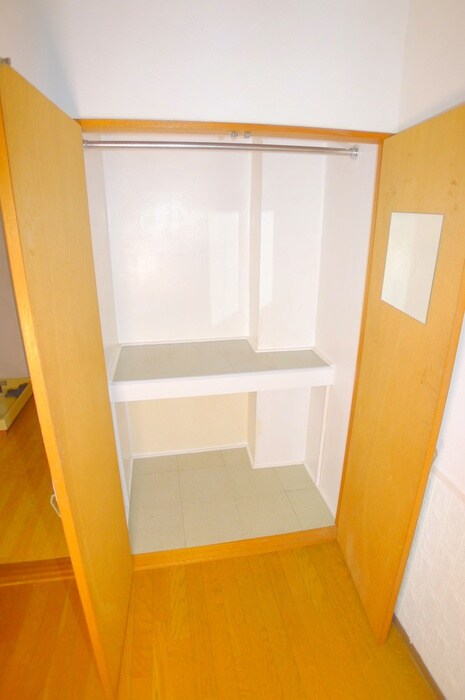 物件内観写真12　(収納)