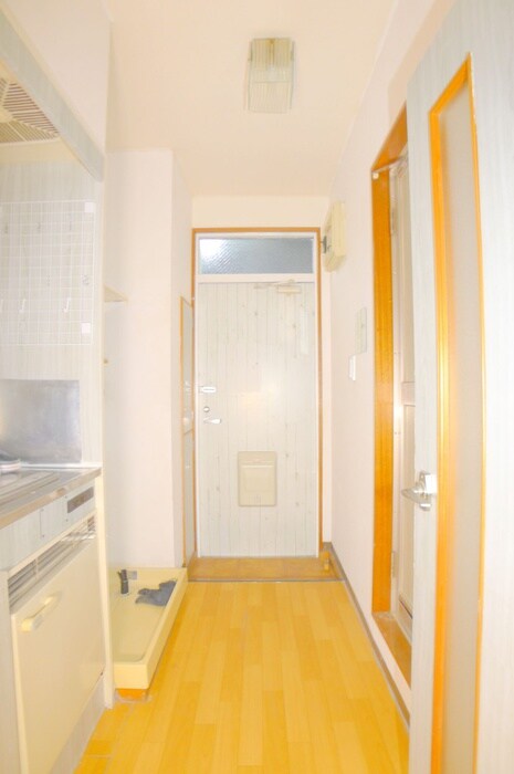 物件内観写真15　(廊下)